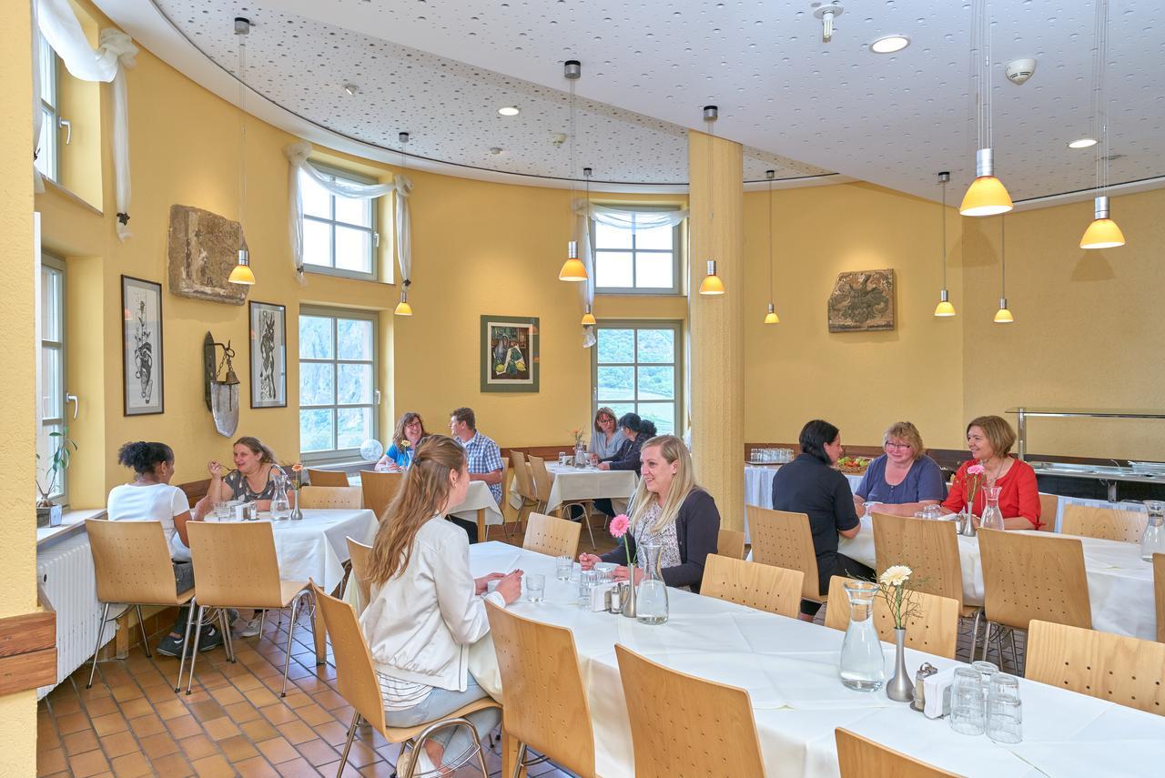 Ev.Familienferien-Und Bildungsstaette Ebernburg Hotel Bad Munster am Stein-Ebernburg Luaran gambar
