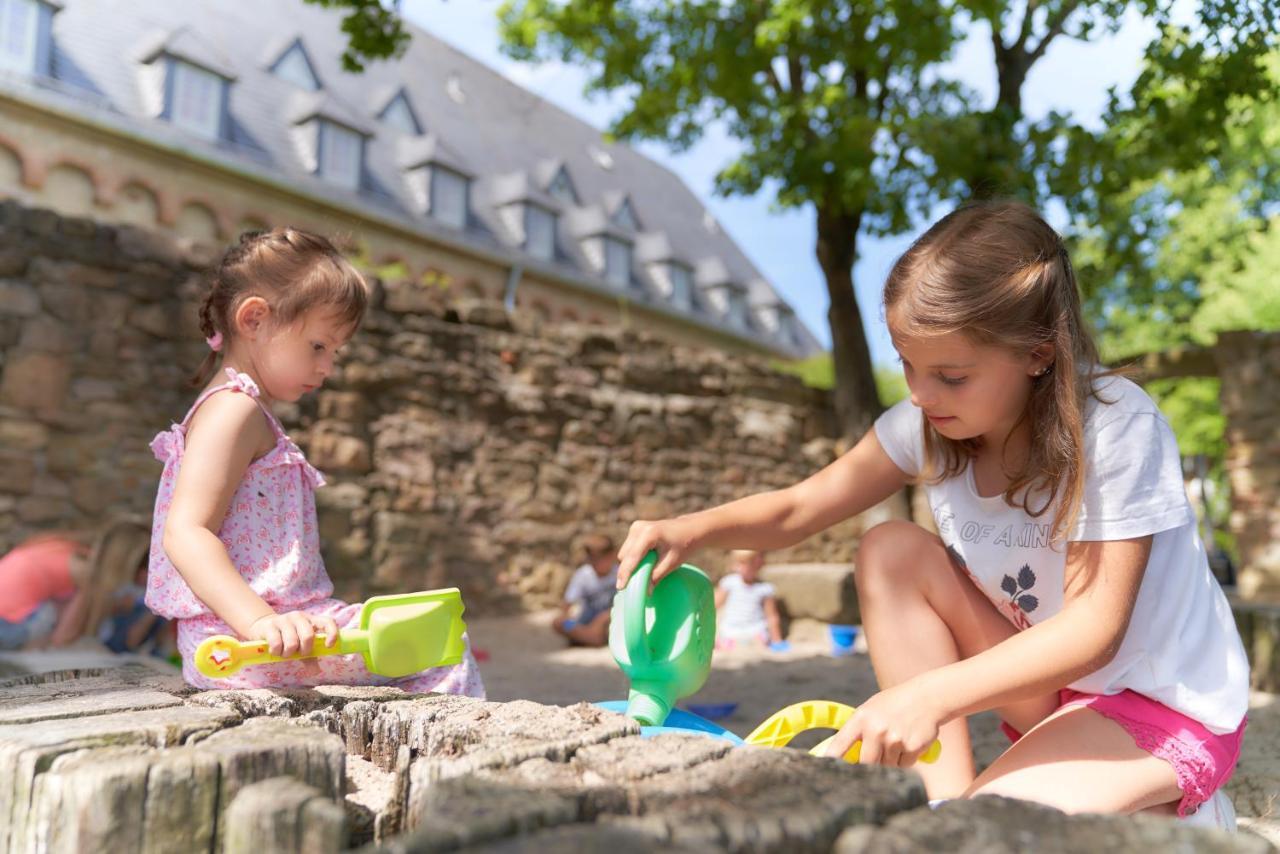 Ev.Familienferien-Und Bildungsstaette Ebernburg Hotel Bad Munster am Stein-Ebernburg Luaran gambar